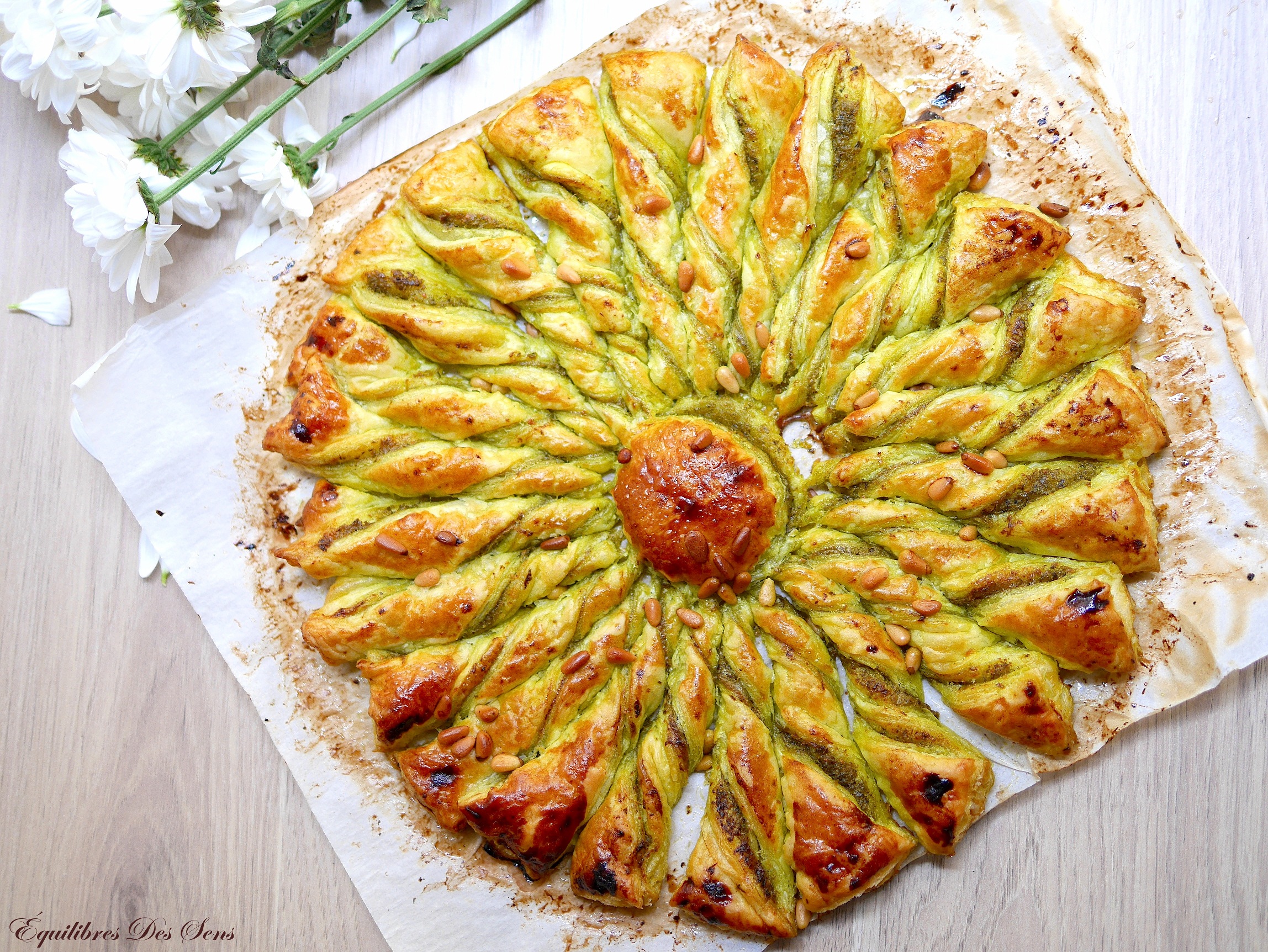 Tarte soleil au pesto pour un apéritif original et savoureux !