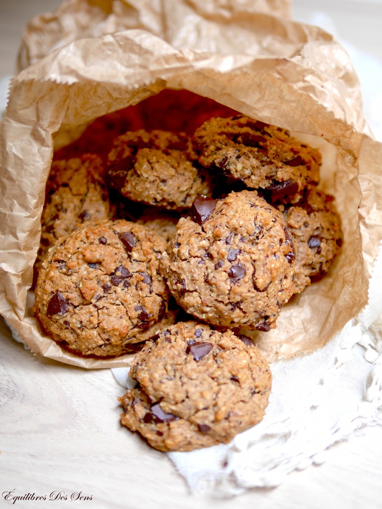 Irrésistibles cookies au chocolat vegan et sans gluten pour un goûter sain & gourmand :-)