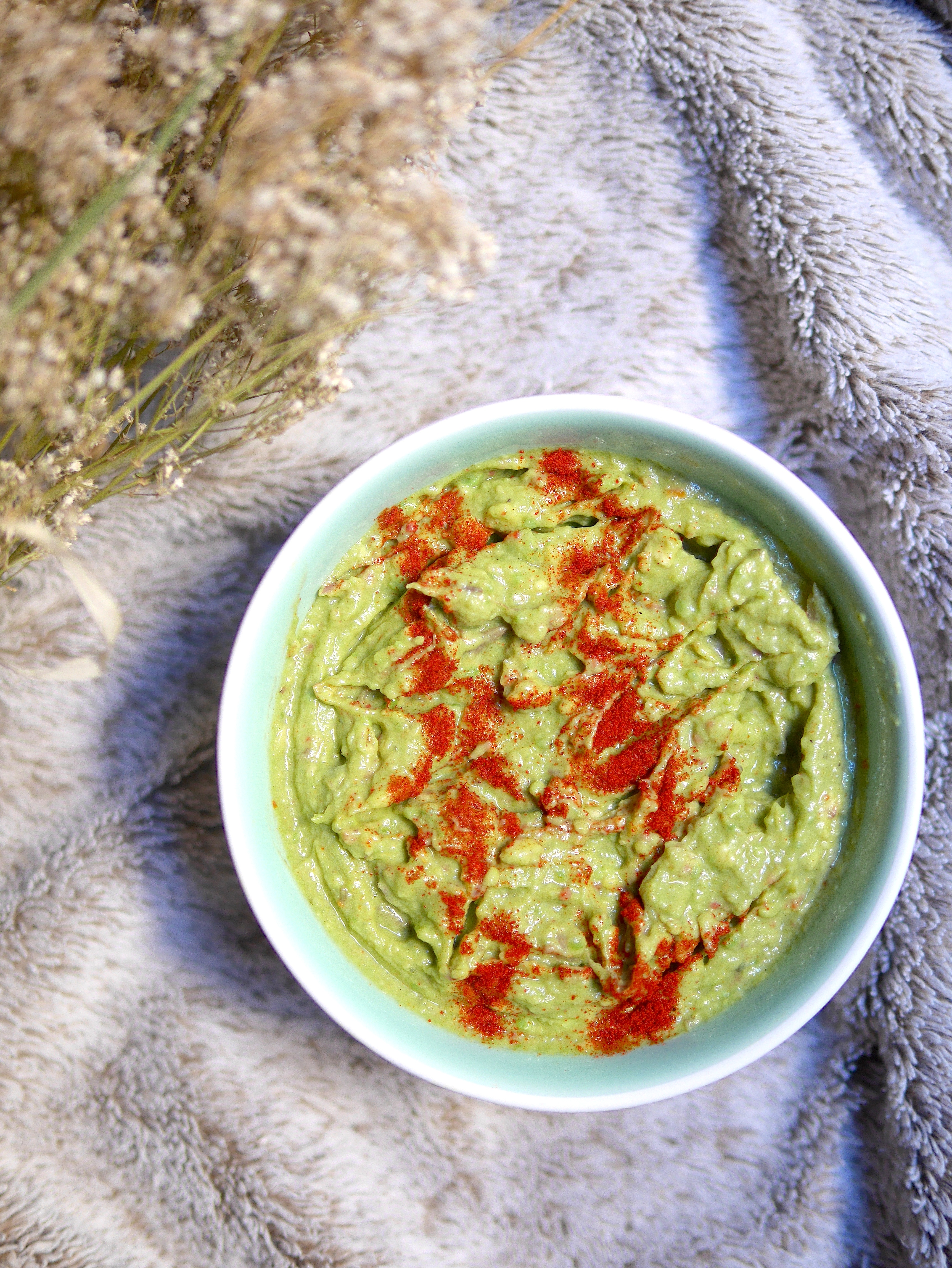 Guacamole au piment d'Éspelette pour un apéritif d'automne sain & gourmand ;-)