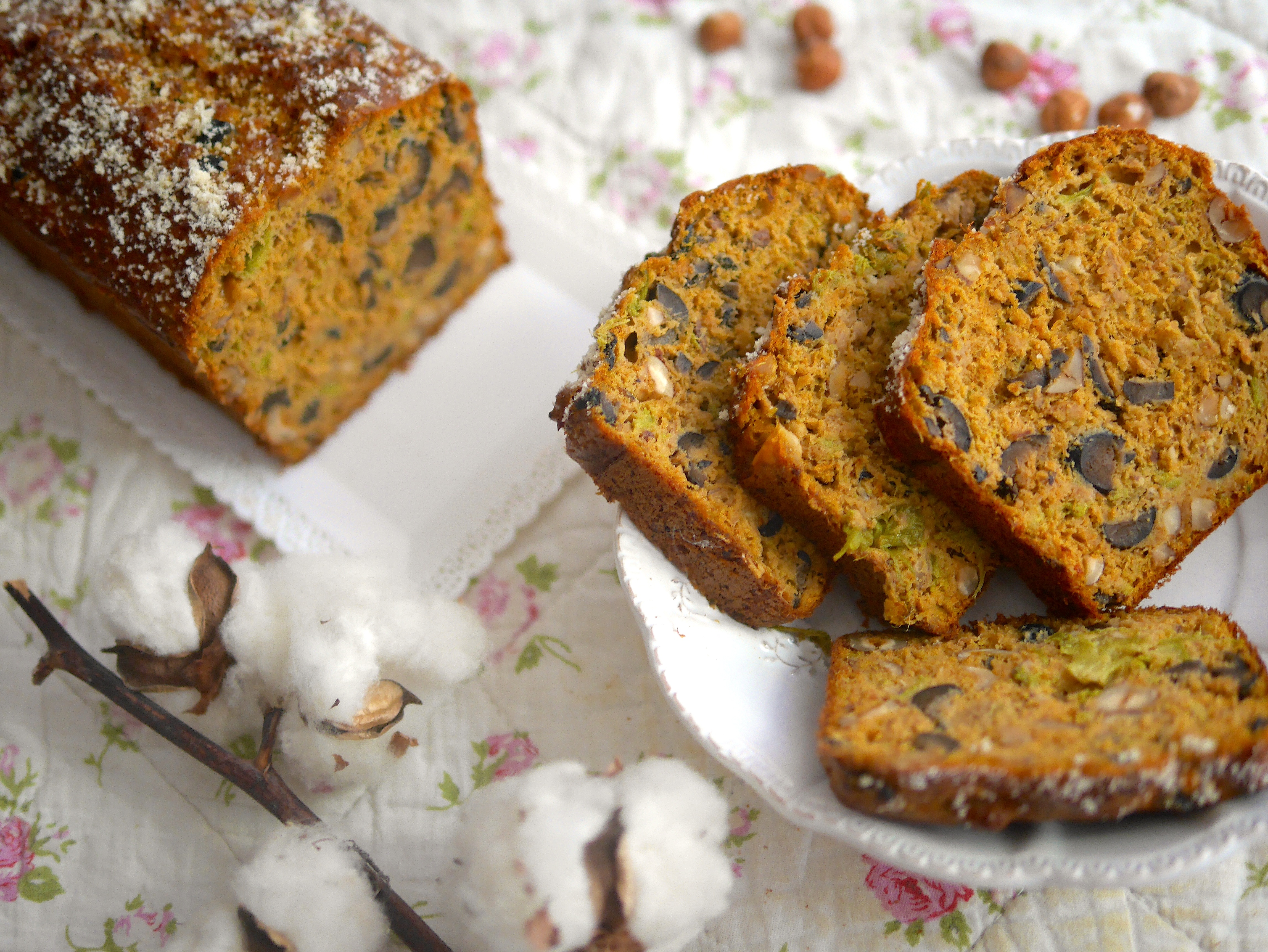 Cake thon, olives, asperges et noisettes sans gluten et sans lactose !