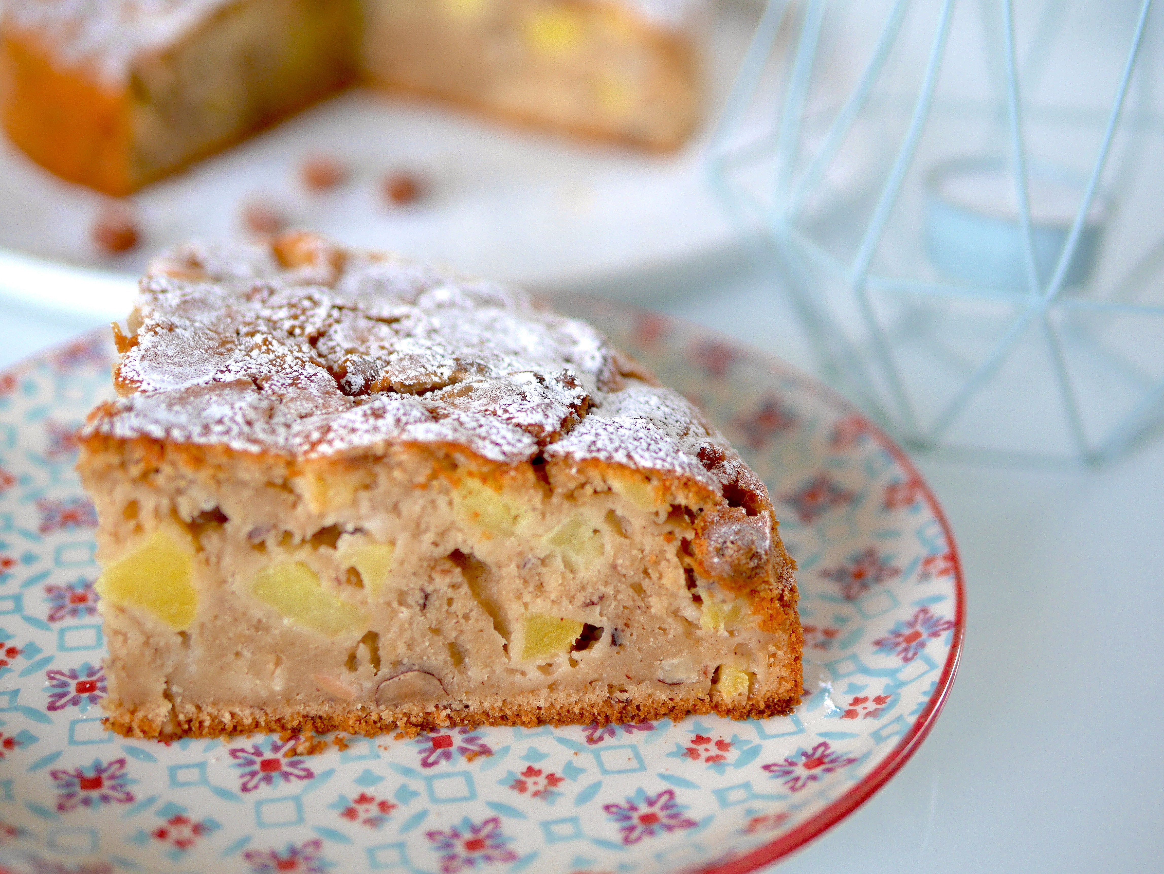 Gâteau moelleux pommes-noisettes vegan et sans gluten !